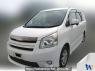 Used 2007 AT toyota noah ZRR70W Image[0]