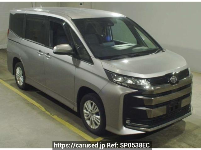 Buy Used 2023 Toyota Noah MZRA95W (SP0538EC) - Carused.jp