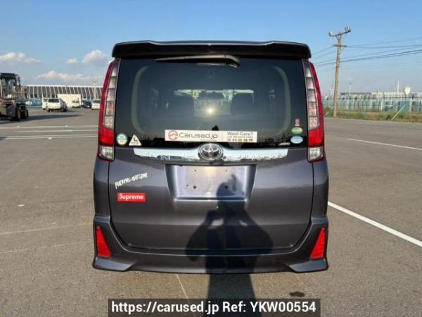 Used 2015 AT toyota noah ZRR80W Image[5]