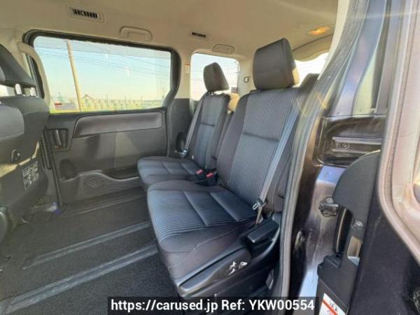 Used 2015 AT toyota noah ZRR80W Image[15]