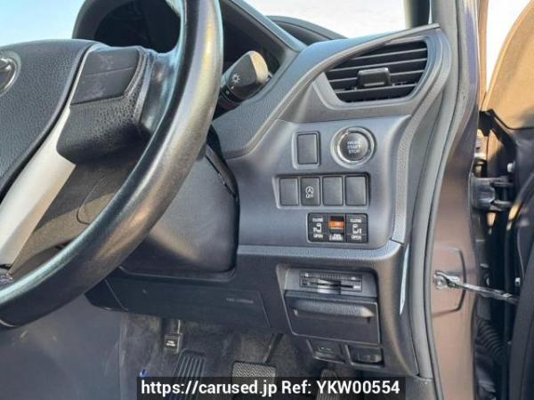Used 2015 AT toyota noah ZRR80W Image[28]