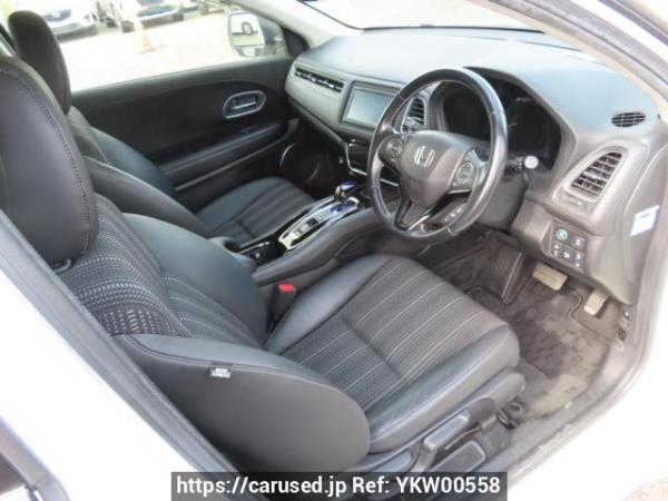 Used 2017 AT honda vezel RU3 Image[12]