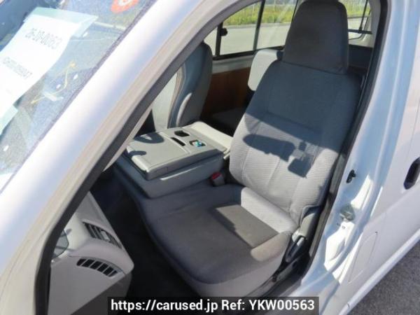 Used 2006 AT toyota hiace-van KDH200V Image[16]