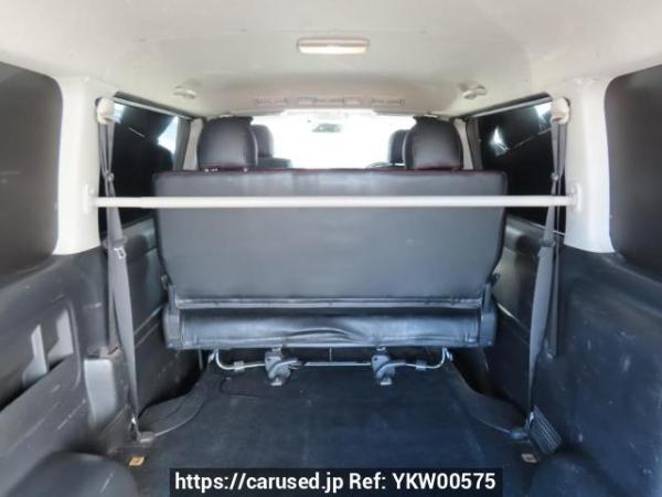 Used 2017 AT toyota regiusace-van KDH201V Image[9]