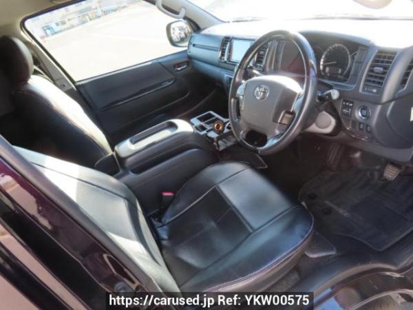 Used 2017 AT toyota regiusace-van KDH201V Image[13]