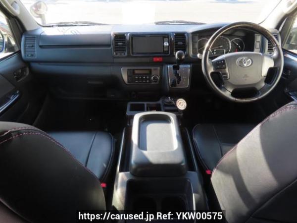 Used 2017 AT toyota regiusace-van KDH201V Image[21]