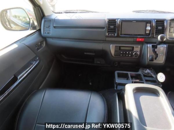 Used 2017 AT toyota regiusace-van KDH201V Image[22]
