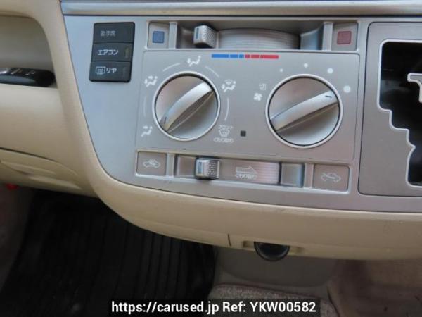 Used 2004 AT toyota raum NCZ25 Image[27]