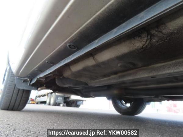 Used 2004 AT toyota raum NCZ25 Image[41]