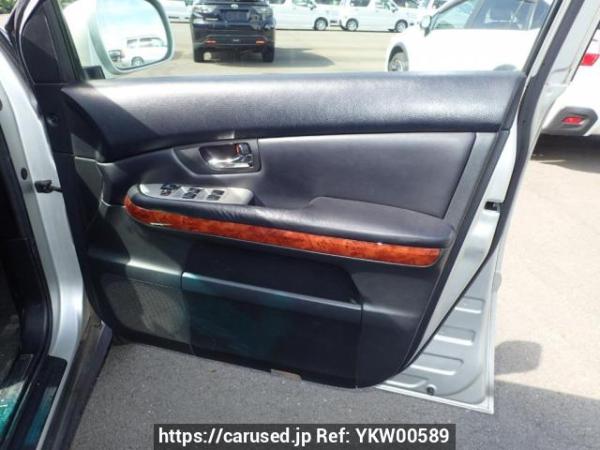Used 2005 AT toyota harrier ACU30W Image[12]