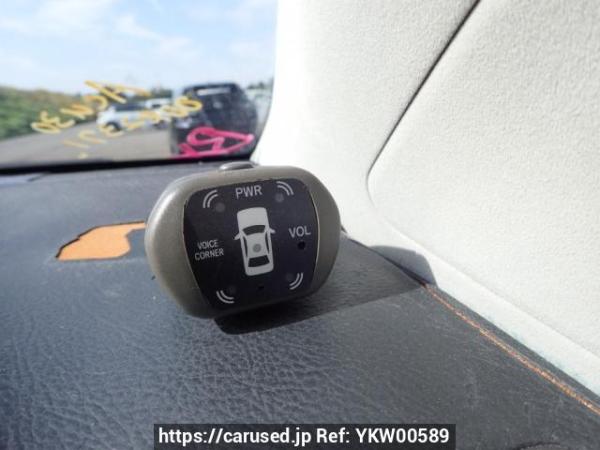 Used 2005 AT toyota harrier ACU30W Image[32]