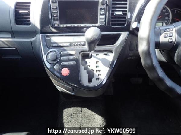 Used 2003 AT toyota wish ZNE10G Image[17]