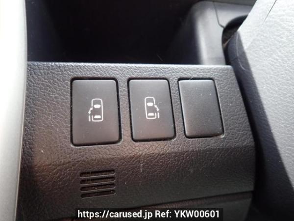 Used 2010 AT toyota noah ZRR70G Image[25]