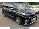 Toyota Voxy ZWR80W