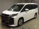 Toyota Noah MZRA90W