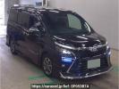 Toyota Voxy ZRR80W