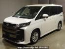Toyota Noah MZRA90W