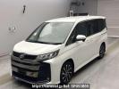 Toyota Noah MZRA90W