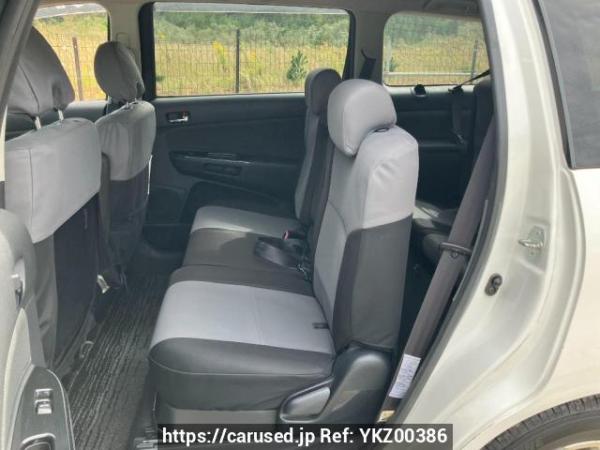 Used 2004 AT toyota wish ZNE10G Image[12]