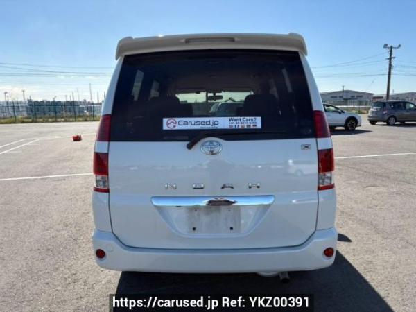 Used 2005 AT toyota noah AZR65G Image[5]