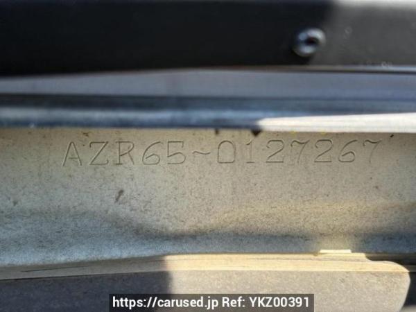Used 2005 AT toyota noah AZR65G Image[11]