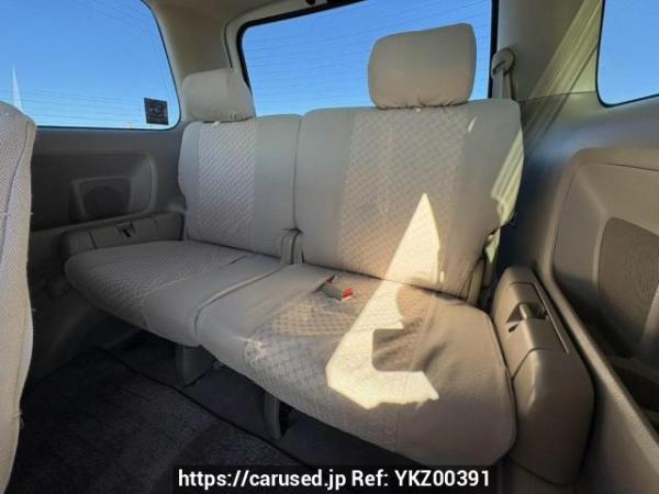 Used 2005 AT toyota noah AZR65G Image[16]