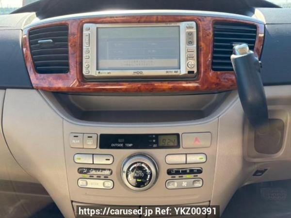 Used 2005 AT toyota noah AZR65G Image[21]