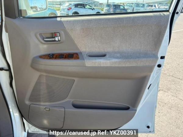 Used 2005 AT toyota noah AZR65G Image[31]