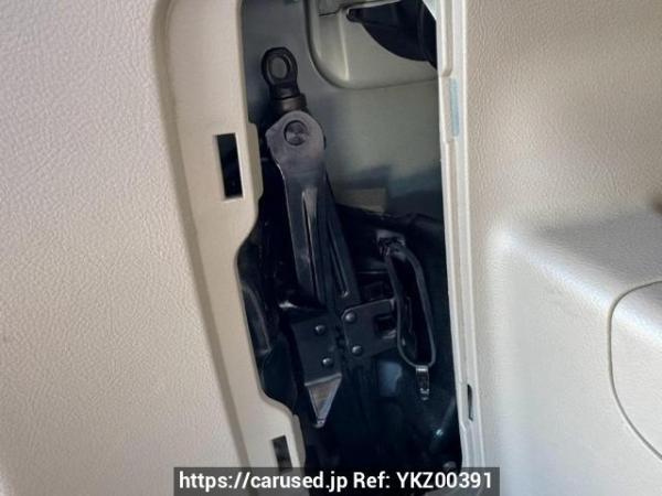 Used 2005 AT toyota noah AZR65G Image[47]