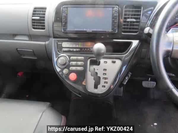 Used 2004 AT toyota wish ZNE10G Image[24]