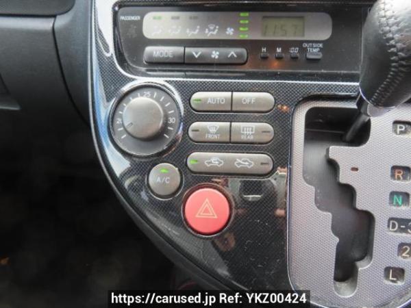 Used 2004 AT toyota wish ZNE10G Image[27]