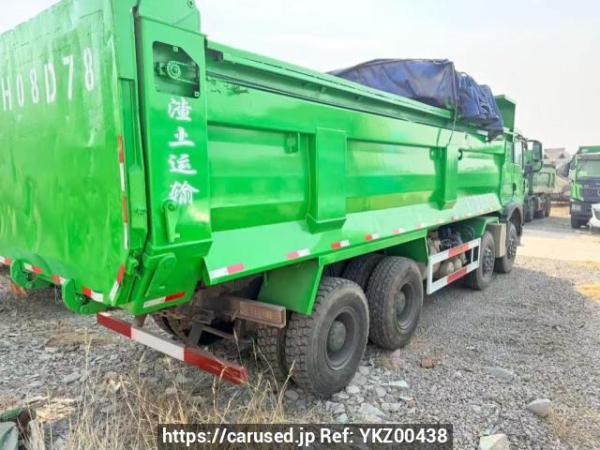 Used 2020 MT howo 440 ZZ3317V356GE1 Image[6]