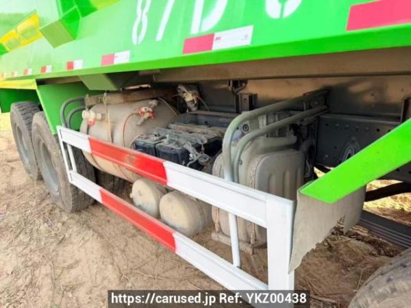 Used 2020 MT howo 440 ZZ3317V356GE1 Image[12]