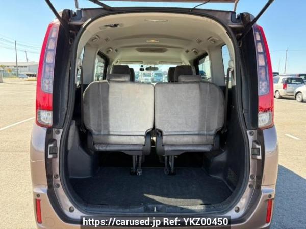 Used 2014 AT toyota noah ZRR85G Image[8]