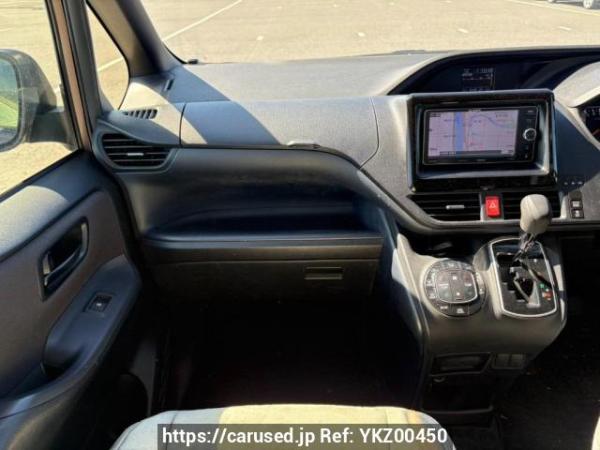 Used 2014 AT toyota noah ZRR85G Image[19]