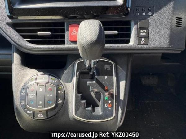 Used 2014 AT toyota noah ZRR85G Image[24]