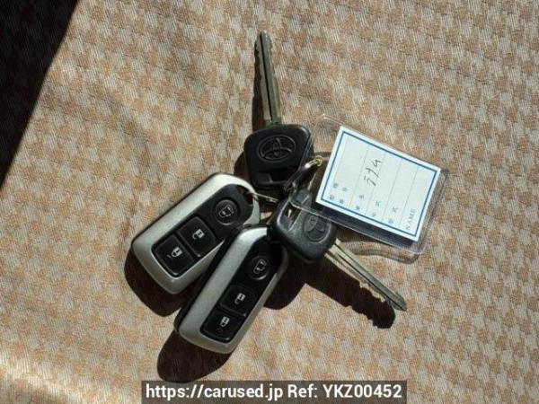 Used 2005 AT toyota raum NCZ20 Image[28]