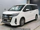 Toyota Noah ZWR80W