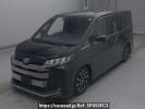Toyota Noah MZRA90W