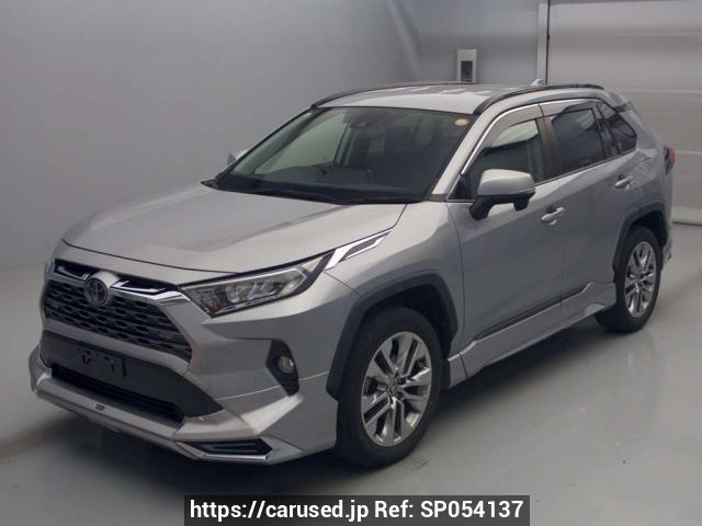Buy Used 2019 Toyota RAV4 MXAA54 (SP054137) - Carused.jp