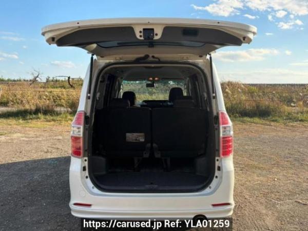 Used 2007 AT toyota noah ZRR75W Image[6]