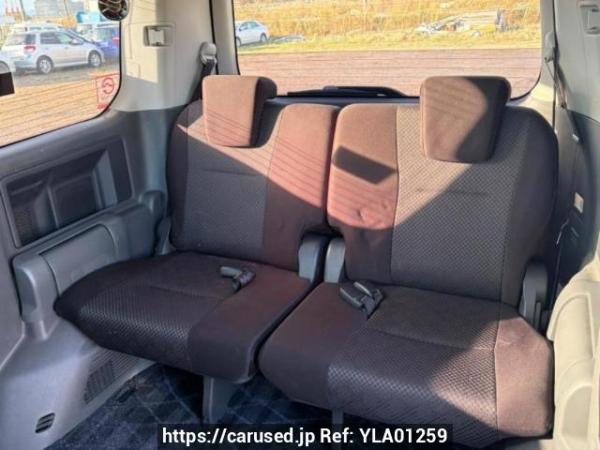 Used 2007 AT toyota noah ZRR75W Image[14]