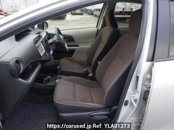 Used 2014 AT toyota aqua NHP10 Image[14]