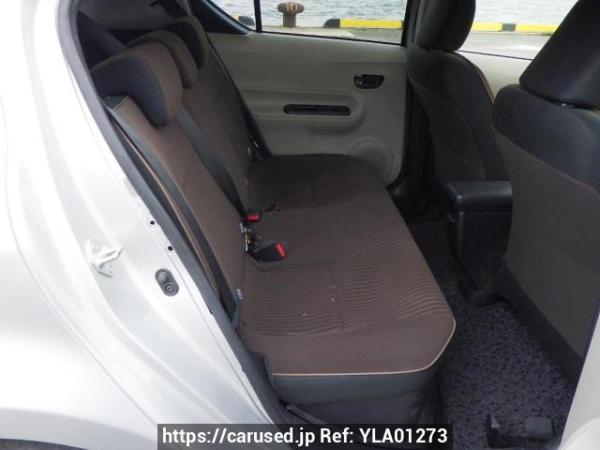 Used 2014 AT toyota aqua NHP10 Image[15]