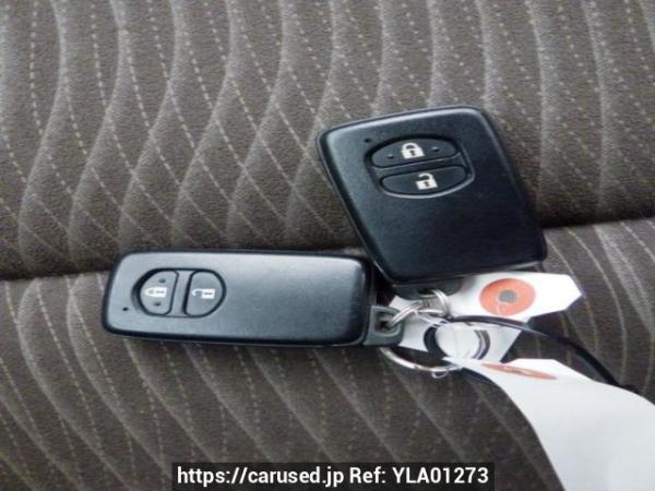 Used 2014 AT toyota aqua NHP10 Image[27]
