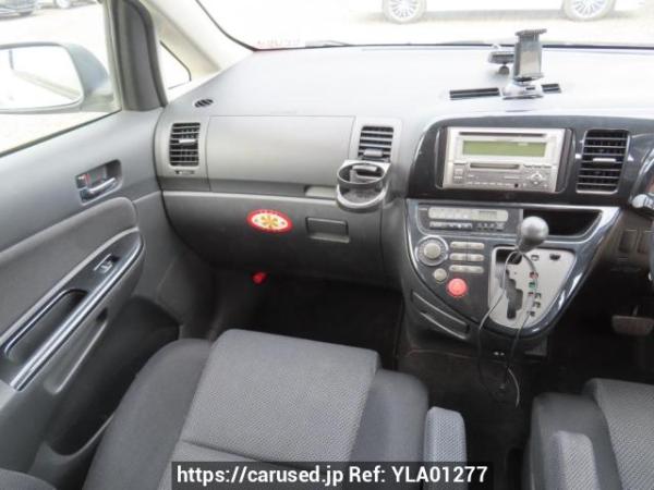Used 2003 AT toyota wish ZNE10G Image[18]