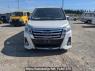 Used 2014 AT toyota voxy ZRR85W Image[0]