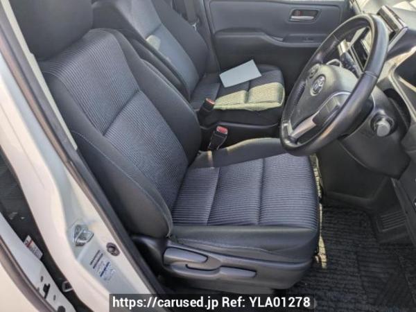 Used 2014 AT toyota voxy ZRR85W Image[8]
