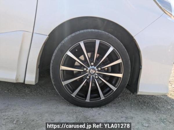 Used 2014 AT toyota voxy ZRR85W Image[19]