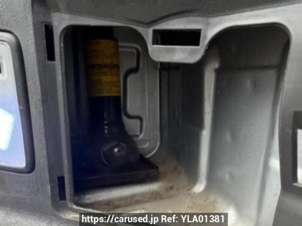 Used 2006 AT toyota hiace-van KDH205V Image[27]